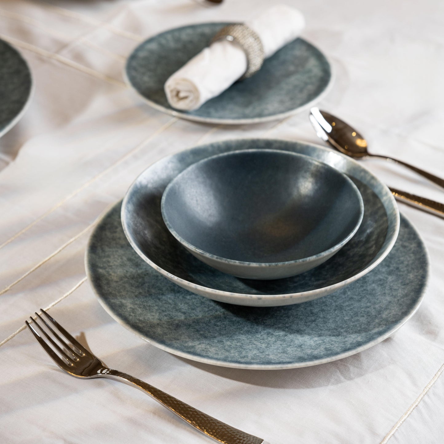 Greyish set
