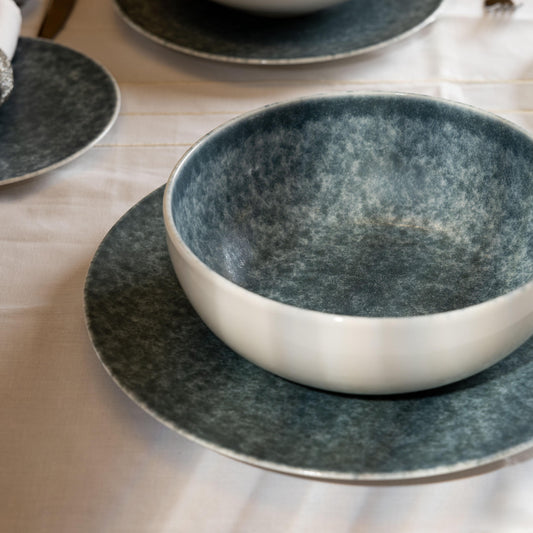 Greyish set