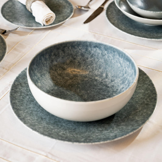 Greyish set